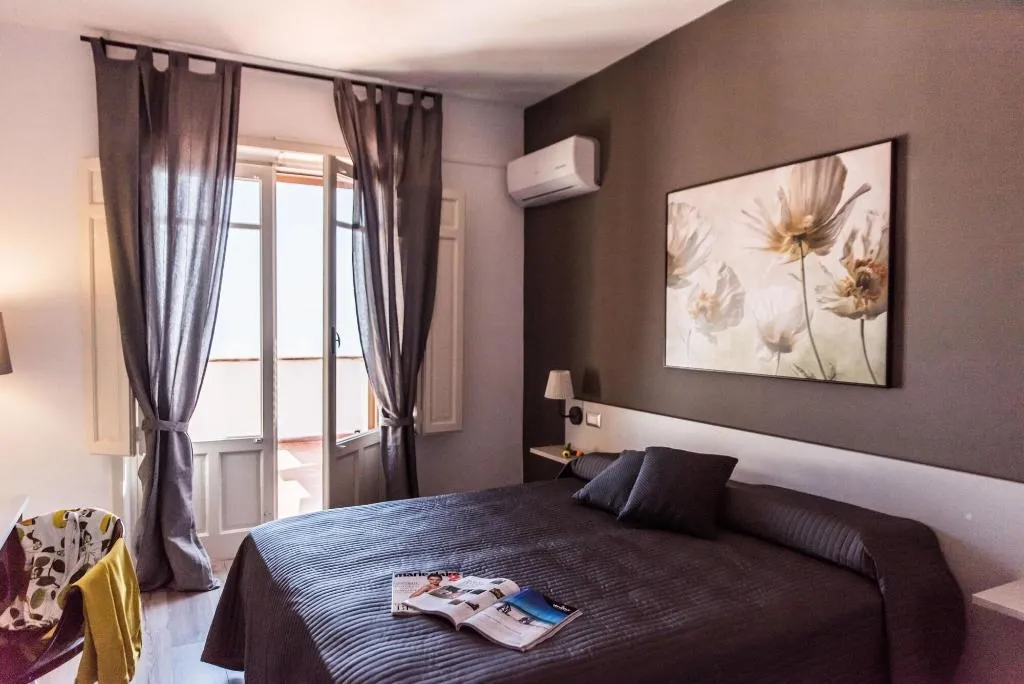 Room, Villa Fiorita, Taormina