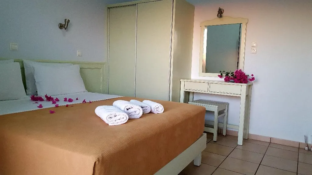 Room, Bonos Apartments, Kalamata