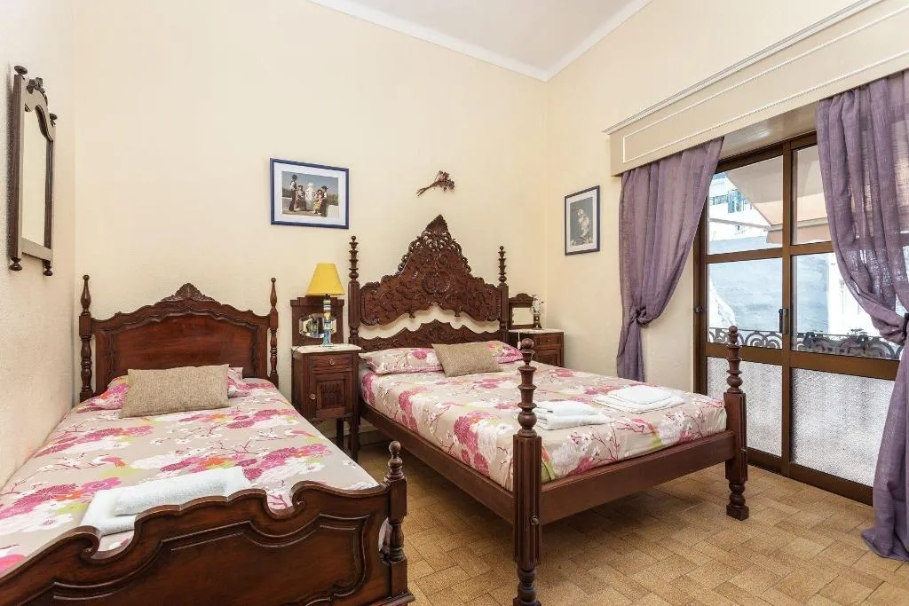 Room, Pension Bicuar, Algarve