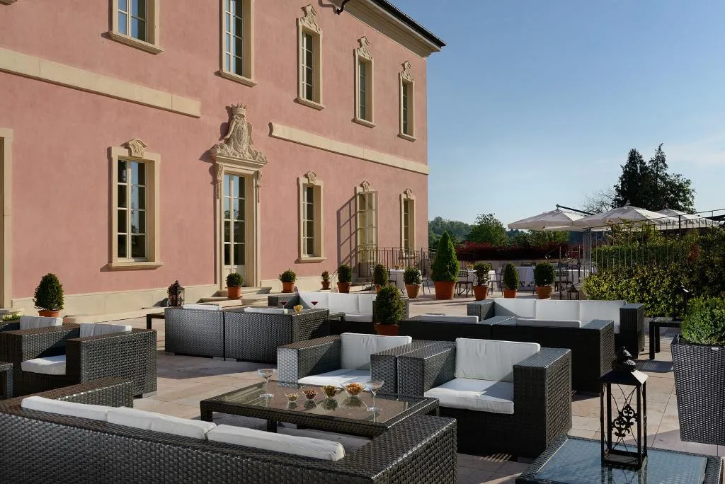 Terrace, Castello Dal Pozzo, Milan