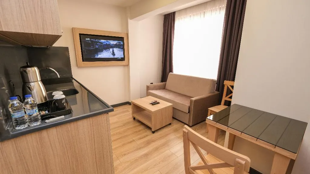 Double or Twin SUPERIOR ONE BEDROOM Room, Alesta Seaside Residence, Dalaman