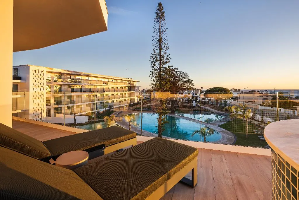 SUITE SEA VIEW WITH TERRACE Room, Castelo Suites Hotel, Algarve