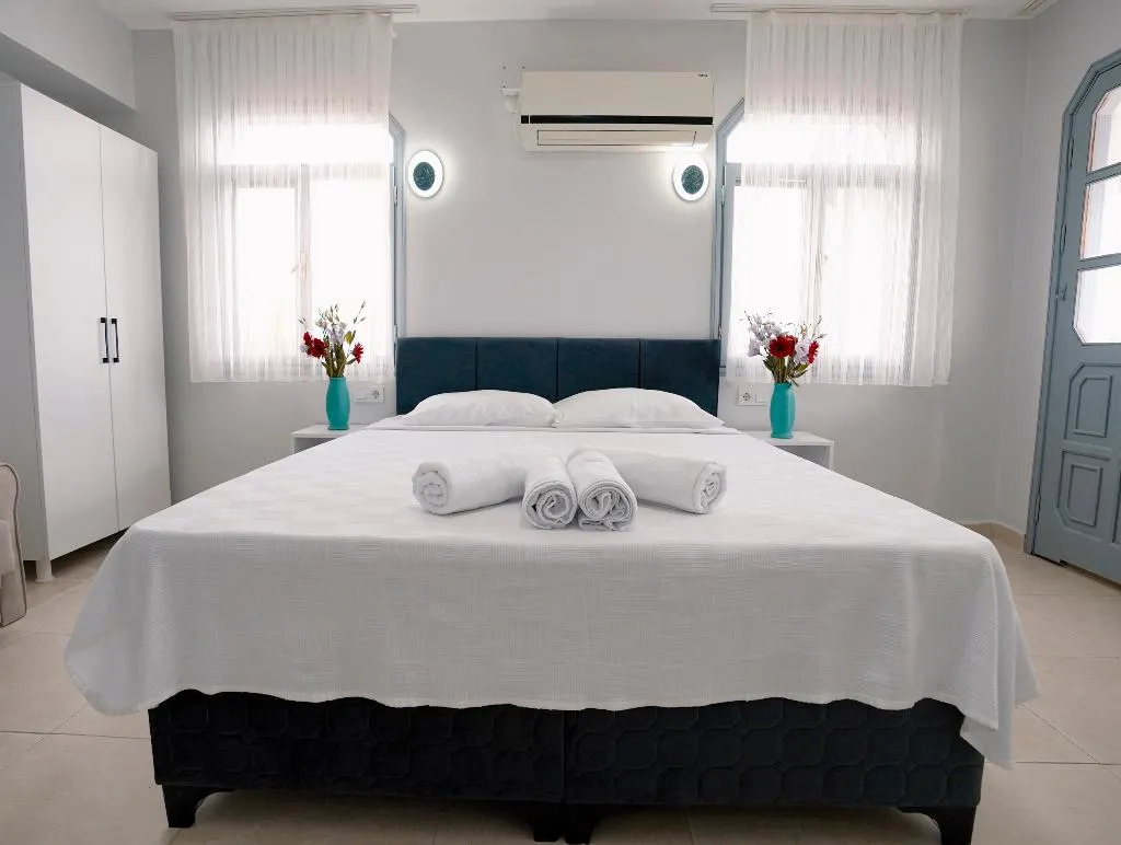 Room THREE BEDS Room, Moon & Sun Hotel, Izmir