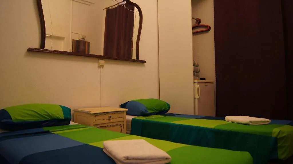 Room, Arosa, Barcelona