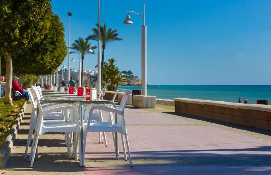 Beach, Apartamentos Seafront Boutique Calabeach, Costa Del Sol