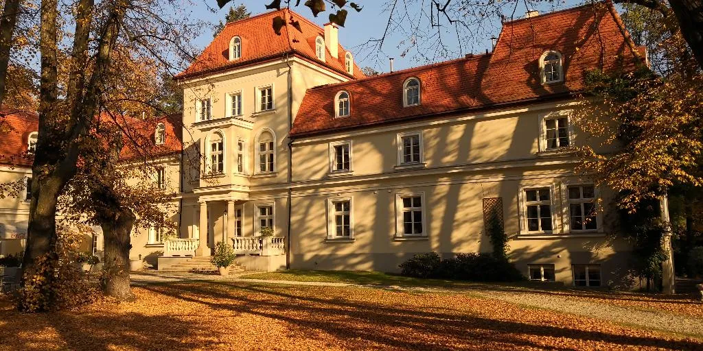 General view, Dwor Sierakow, Krakow
