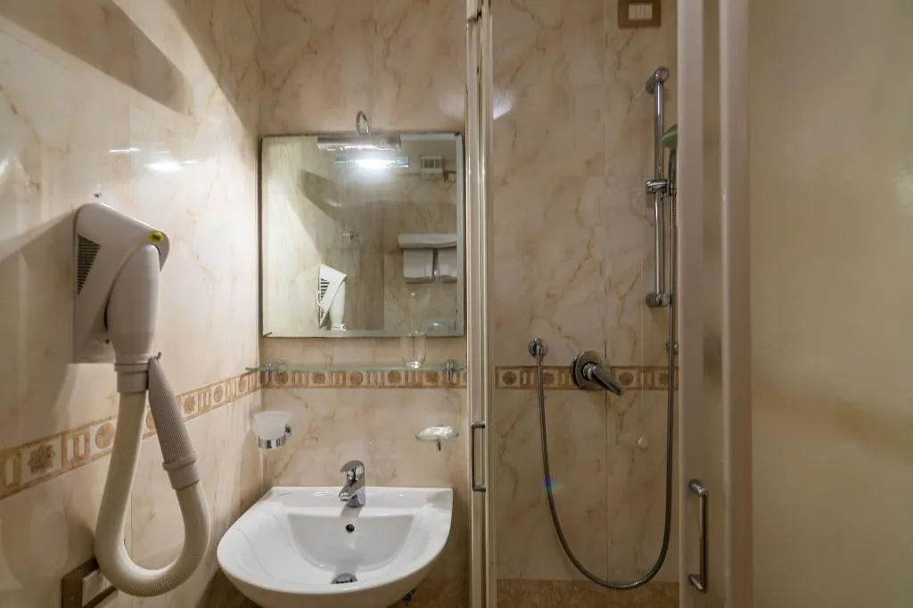Room, Hotel Al Vagon, Venice