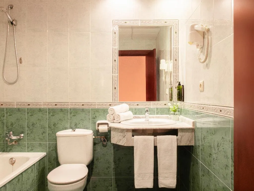 DOUBLE SINGLE USE STANDARD Room, Ona Las Rampas, Costa Del Sol