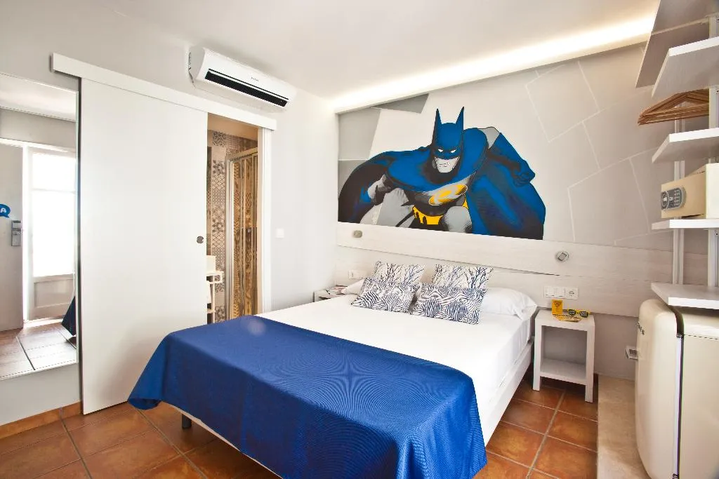 Double or Twin PREMIUM Room, Ryans La Marina, Ibiza