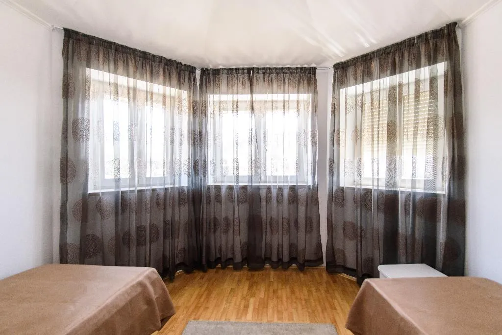 APARTMENT CAPACITY 4 TWO BEDROOMS Room, Vila Curic, Dubrovnik
