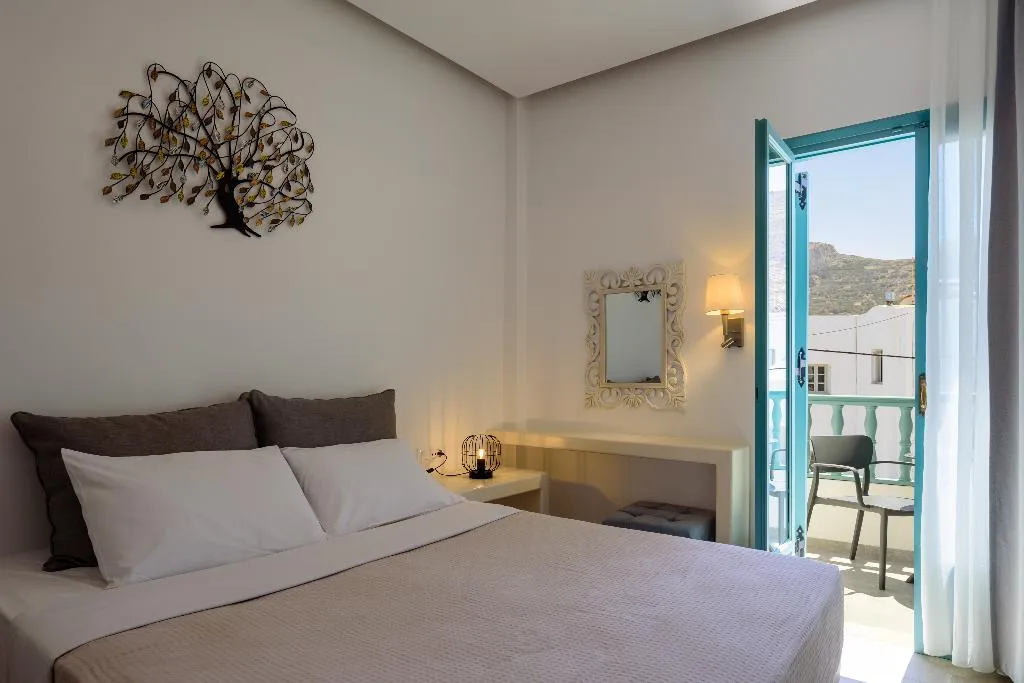DOUBLE SINGLE USE SUPERIOR Room, Armonia Hotel, Santorini