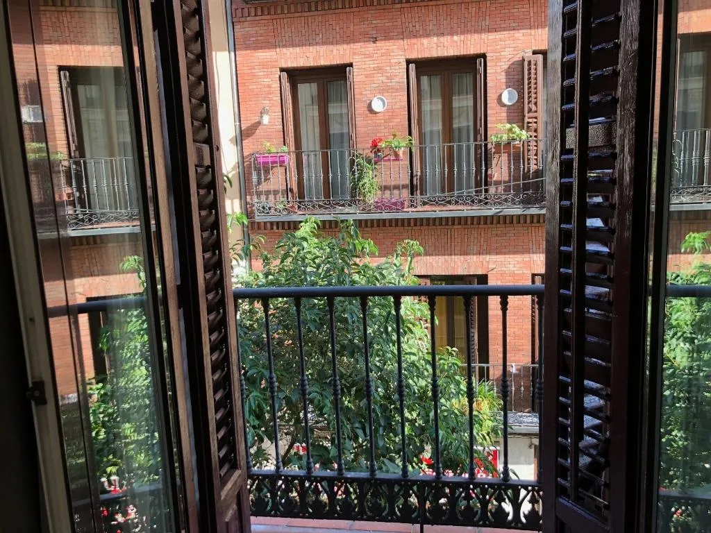 Room, Hostalin Madrid Atocha, Madrid
