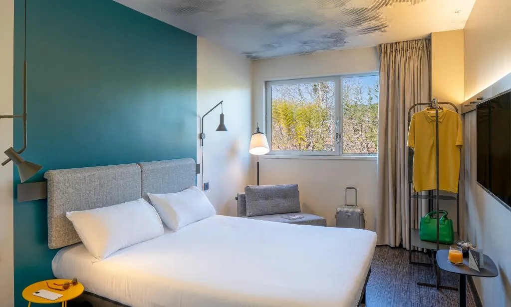 DOUBLE SUPERIOR Room, ibis Barcelona Aeropuerto Viladecans, Barcelona