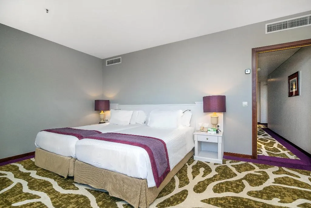 SUITE RIVER VIEW Room, Holiday Inn Porto Gaia, Porto