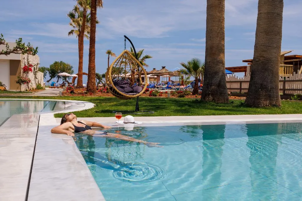 Pool, Malia Bay Beach Hotel & Bungalows, Crete