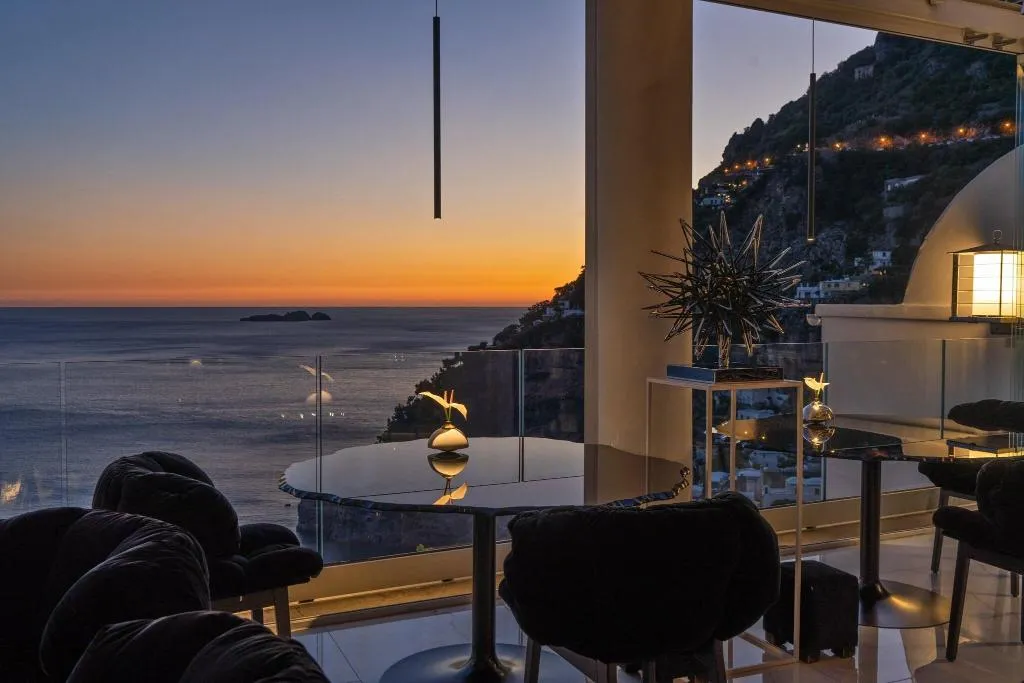 Sports and Entertainment, Villa Franca, Naples