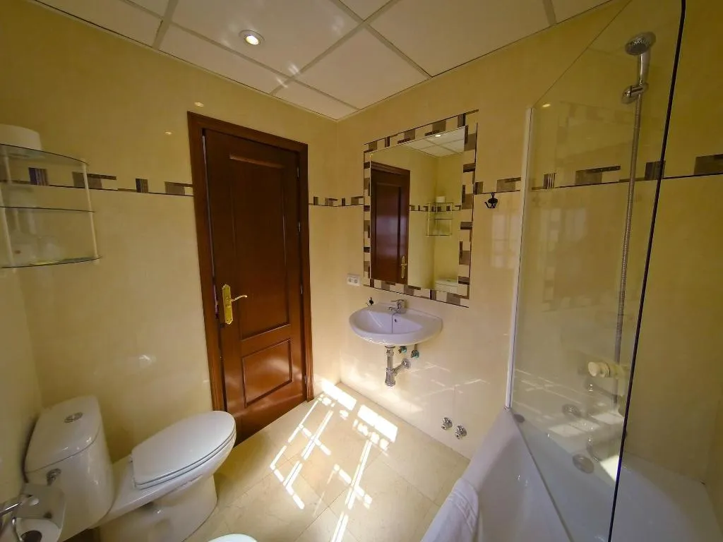 Room, Hostal La Muralla, Seville