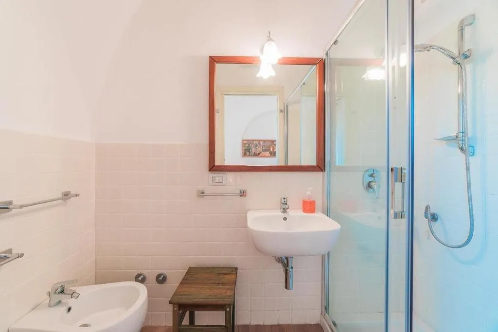Room, Mimì B&B, Naples