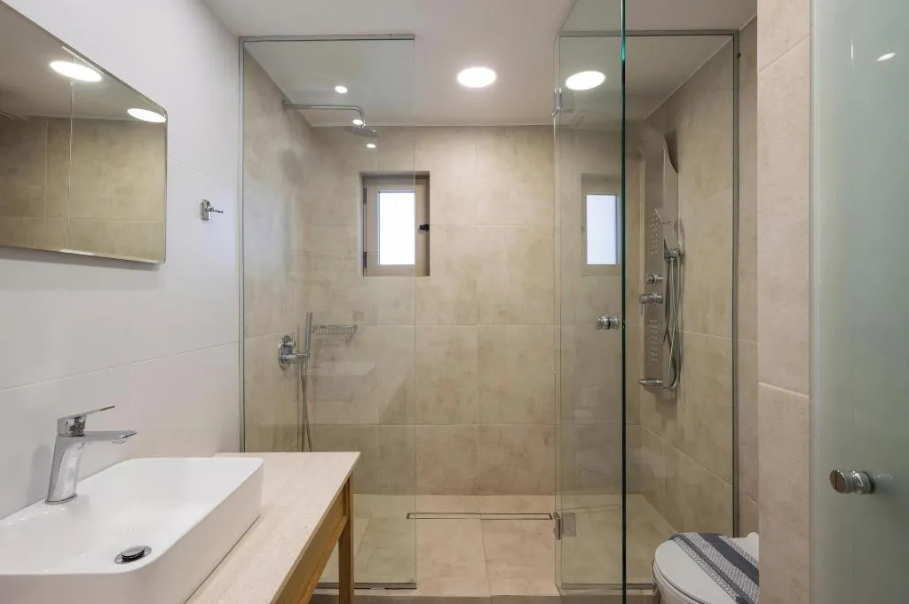 Room, Petritos Rooms And Studios, Crete