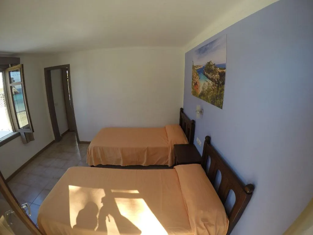 Room, Hostal Playa Cala Santanya, Majorca