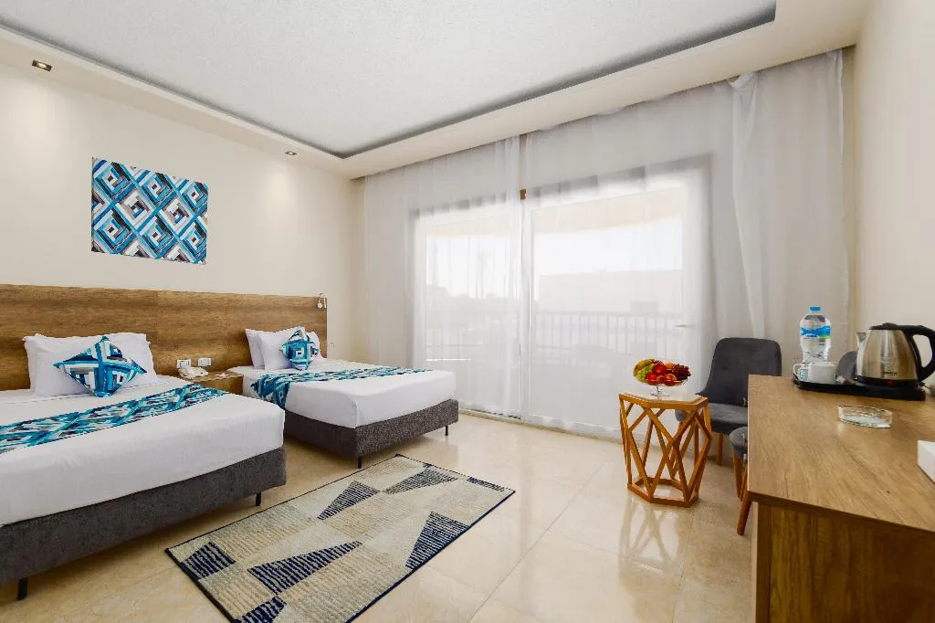 TRIPLE STANDARD Room, Seagull Beach Resort, Red Sea Riviera
