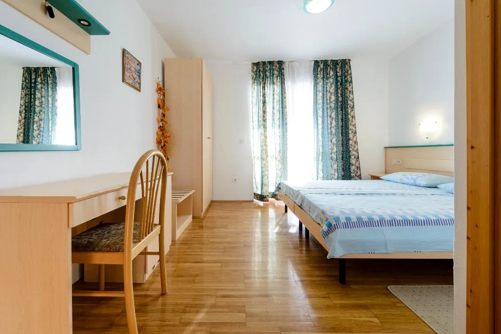 APARTMENT WITH BALCONY Room, Apartments Matusko, Dubrovnik