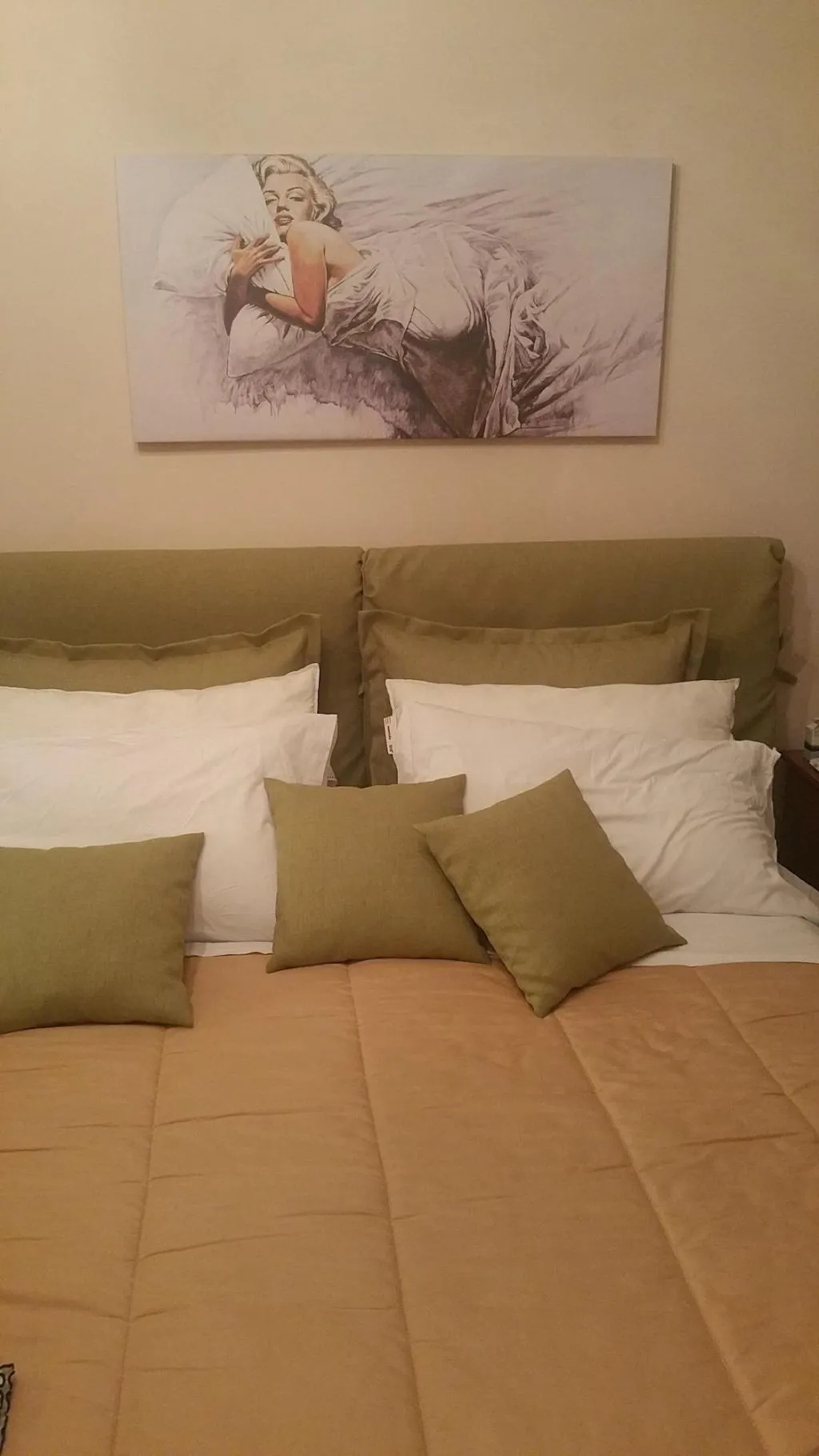 Room, B&B Rochel, Naples