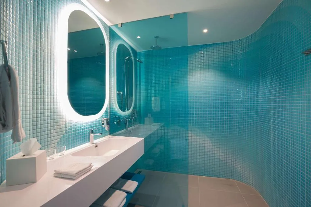 TRIPLE SUPERIOR Room, Park Inn By Radisson Amsterdam City West, Amsterdam