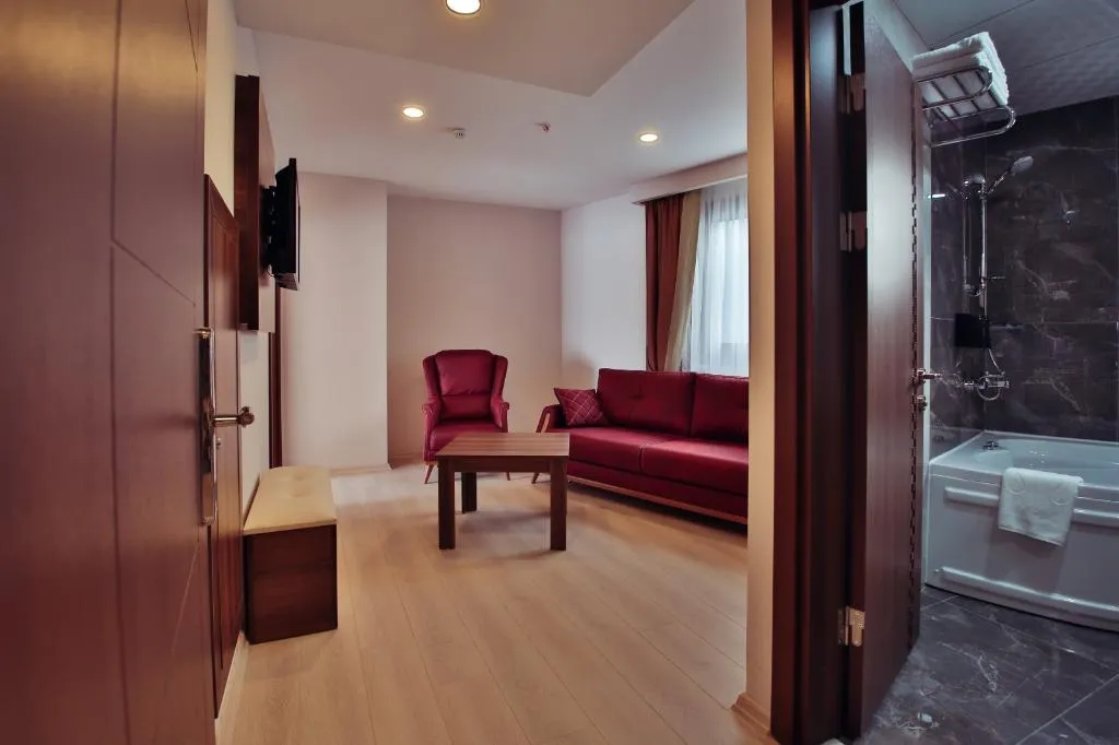 FAMILY ROOM CITY VIEW Room, Paris prestige, Izmir