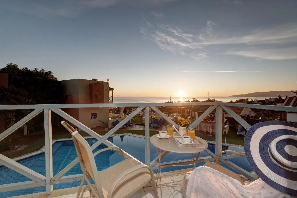 APARTMENT CAPACITY 3 Room, Piskopiano Village Resort, Crete