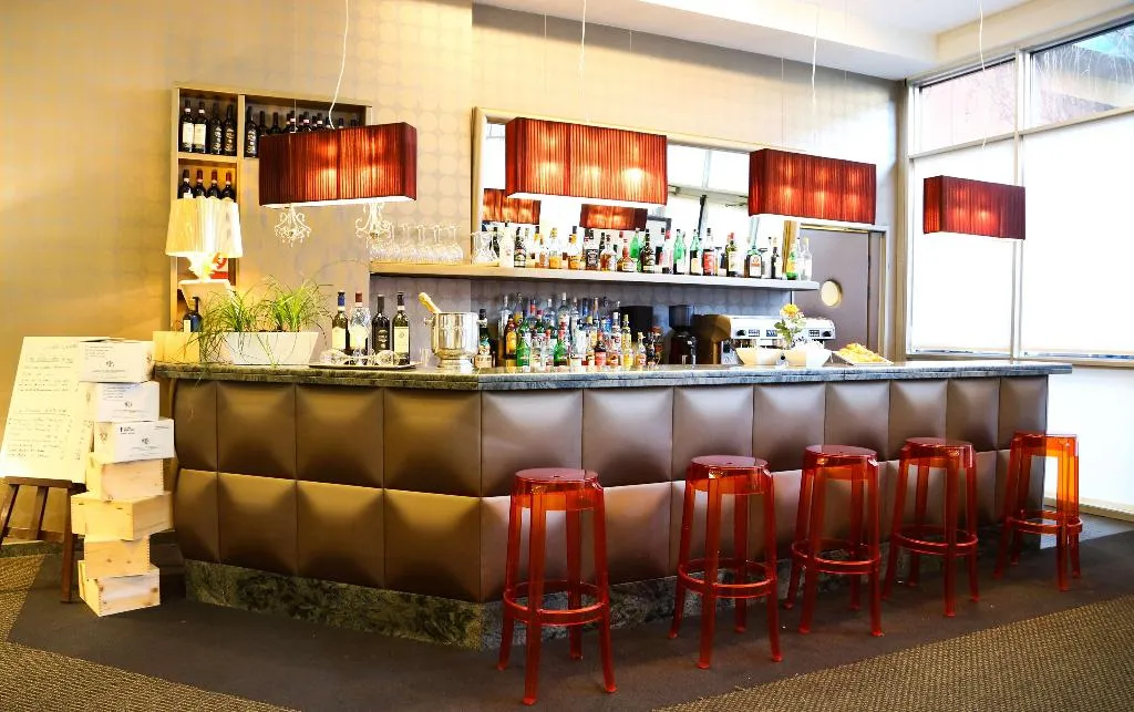 Restaurant, Hotel Blaise & Francis, Milan