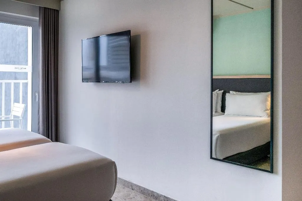 TWIN STANDARD Room, Hotel Scirocco St Julian's Affiliated By Melia, Malta