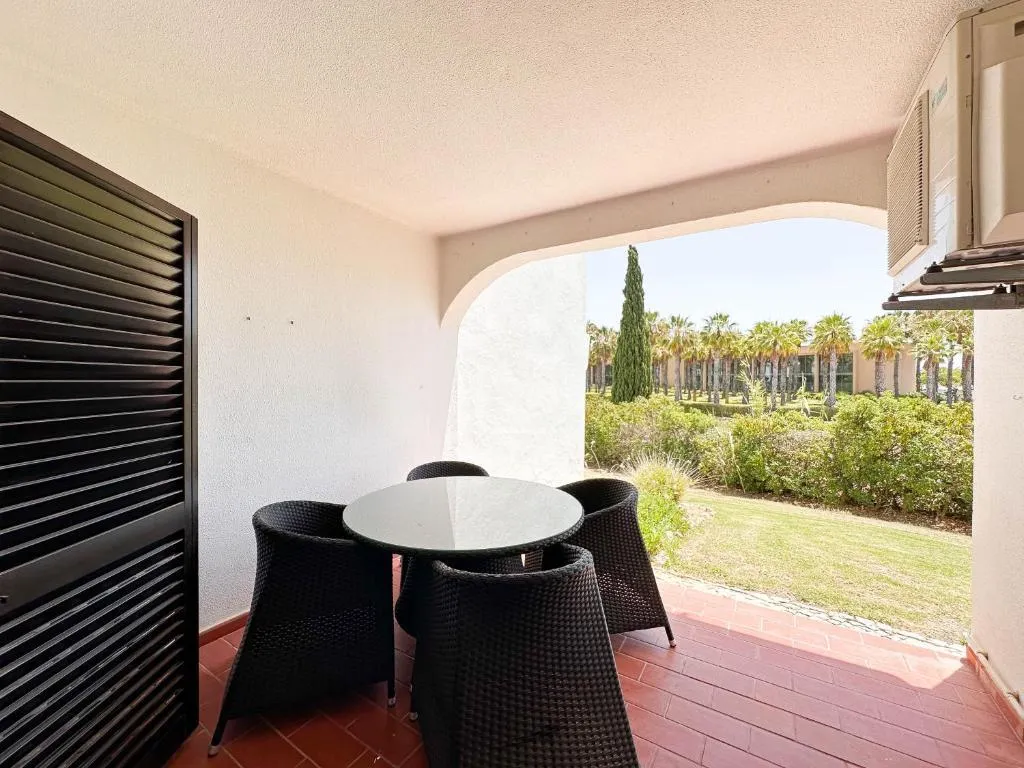 APARTMENT TWO BEDROOMS Room, São Rafael Holidays, Algarve