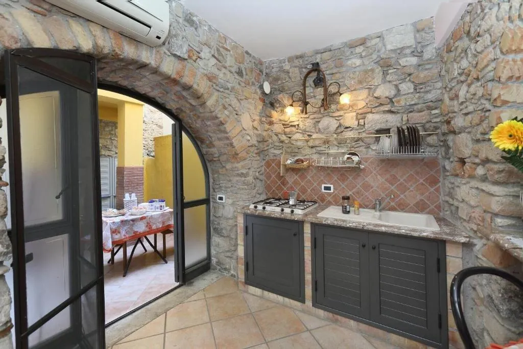 Room, Al Vicoletto, Taormina