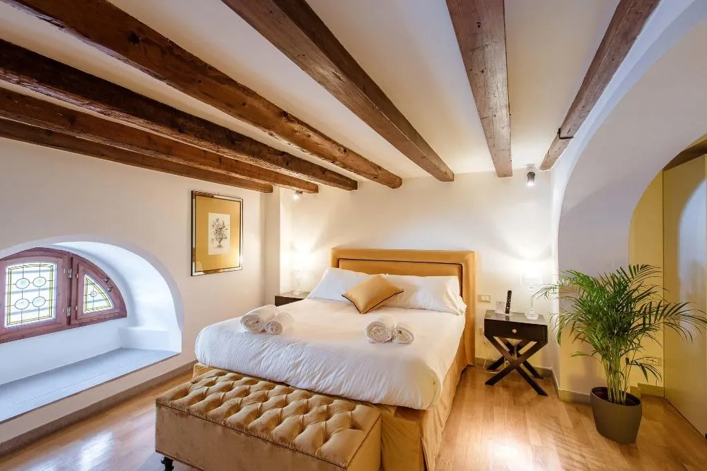 Room, Relais Tosinghi, Florence