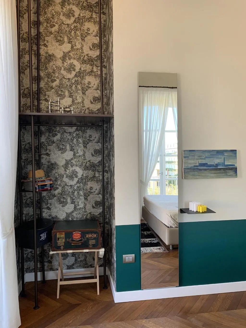 Room, Accademia 39, Naples