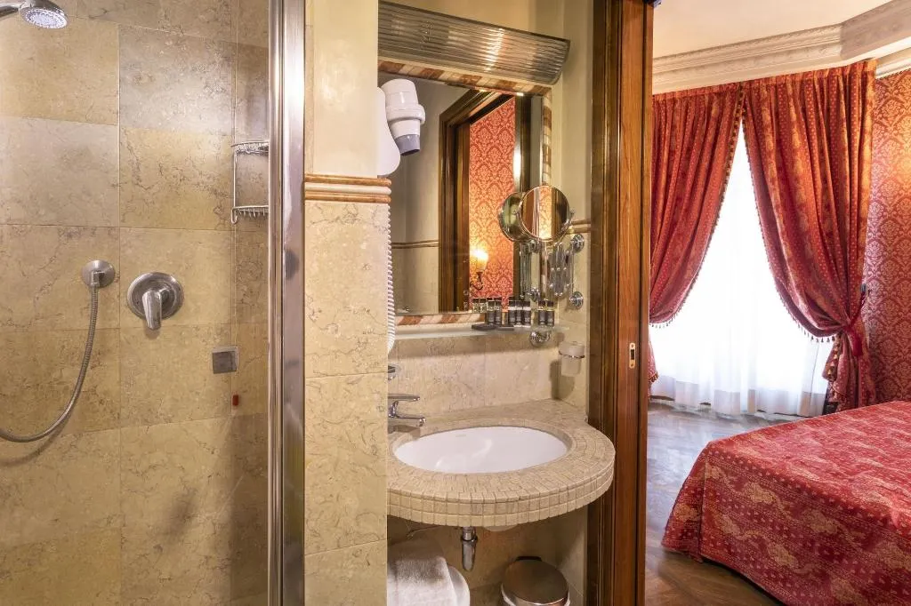 Room, Palazzina Veneziana, Venice