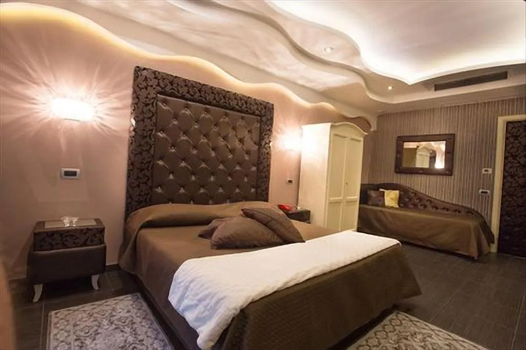 Room, Bellavista, Naples