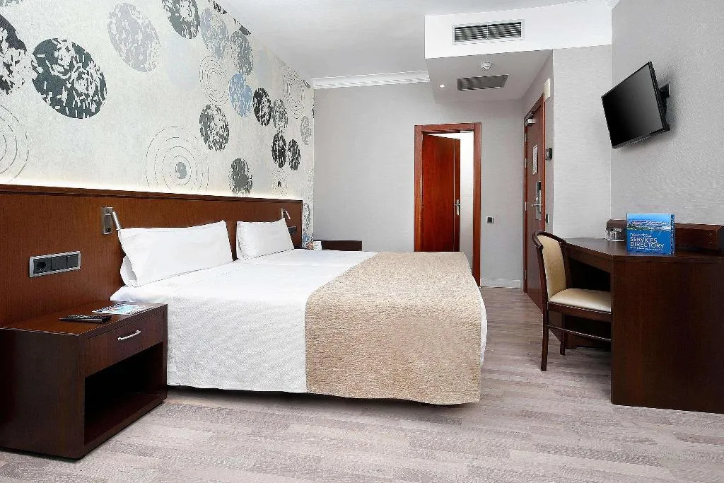 Room, HCC Taber, Barcelona