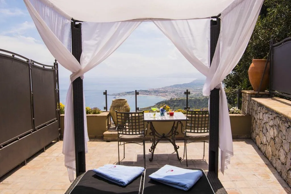 DOUBLE SEA VIEW KING BED Room, Villa Ducale, Taormina