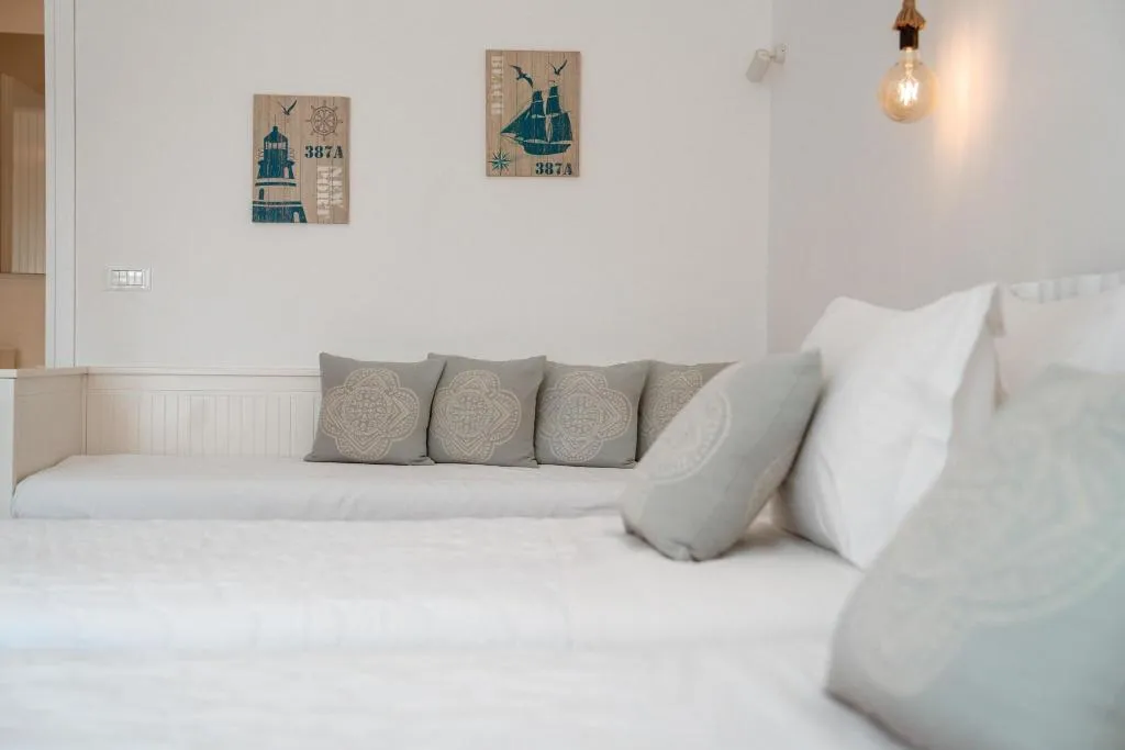 TRIPLE DELUXE Room, La Stella Stay, Mykonos