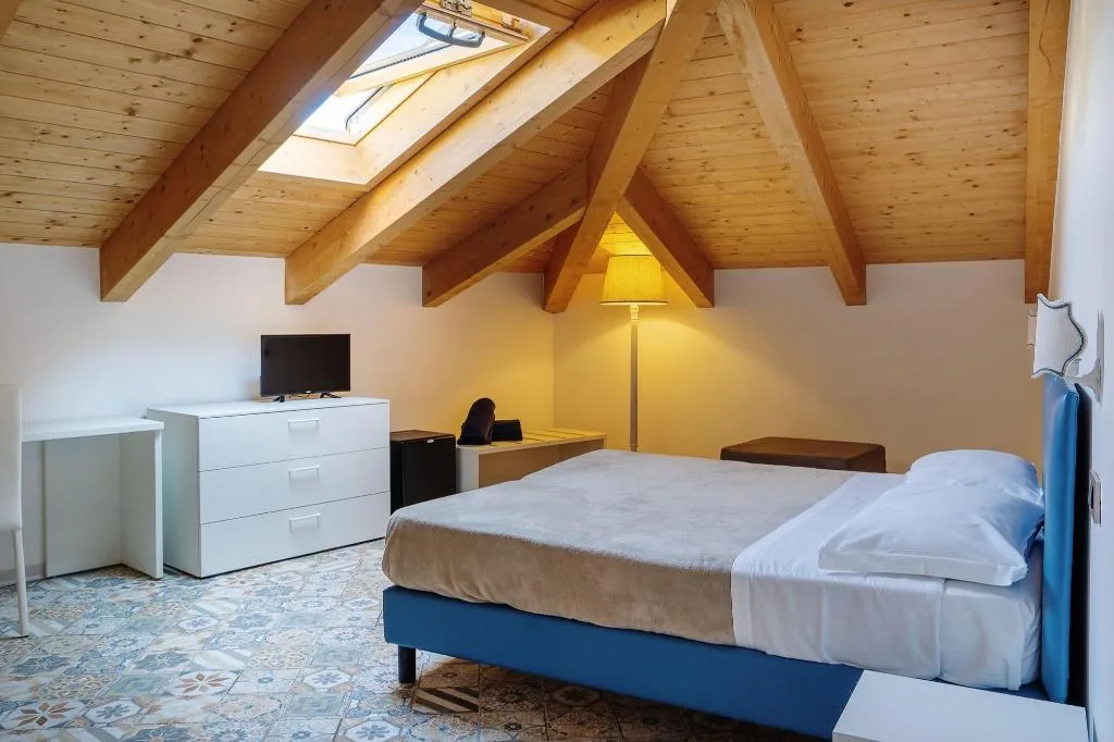 Room, Don Giulio Luxury Rooms, Naples