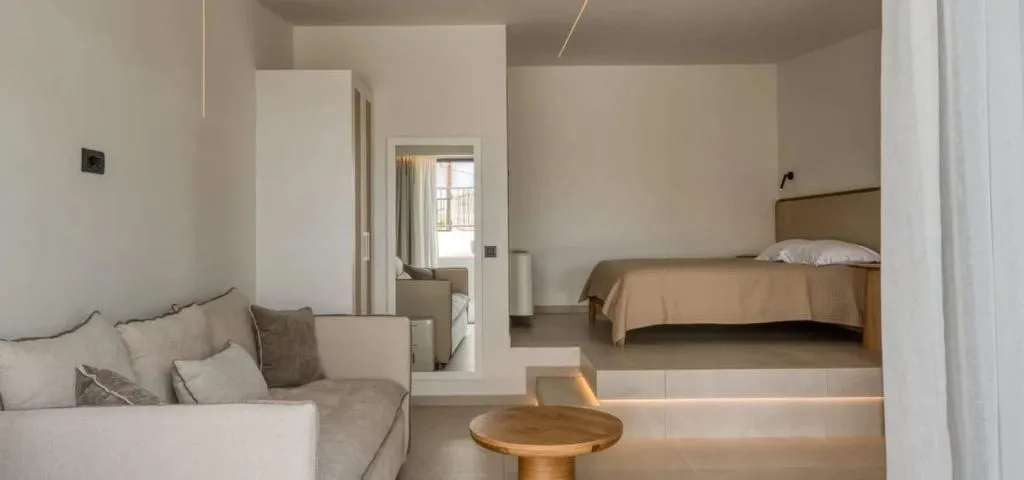JUNIOR SUITE BASIC Room, Anima Deluxe Suites, Kalamata