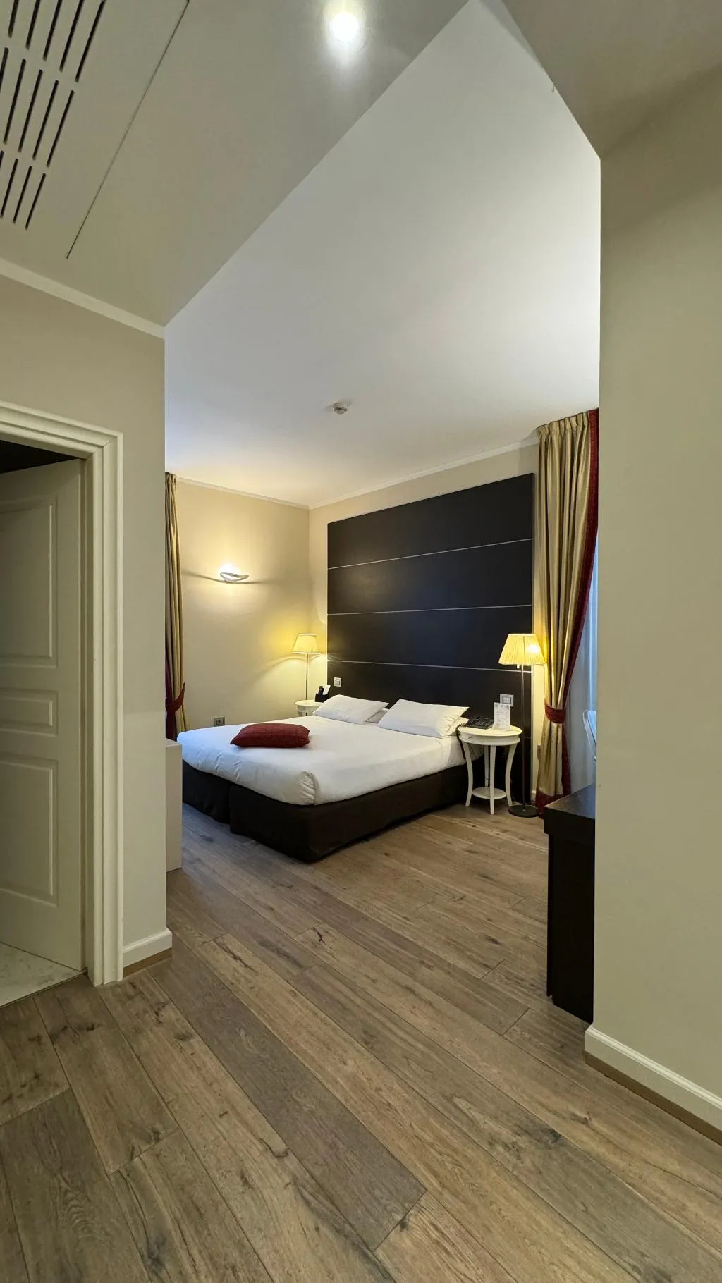 TRIPLE SUPERIOR Room, TownHouse 33, Milan