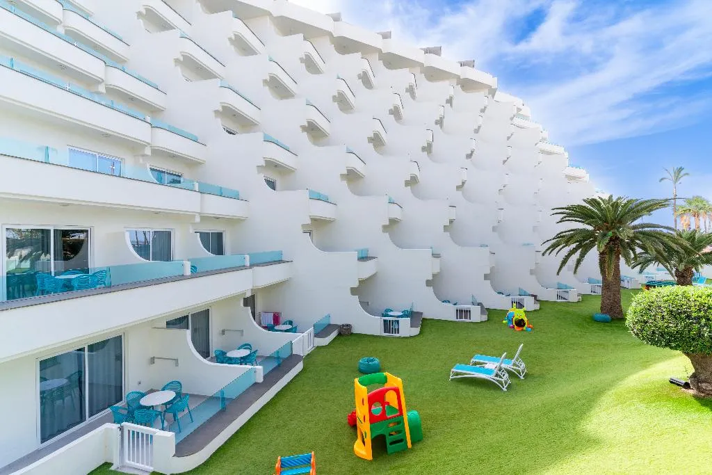 Sports and Entertainment, HOVIMA La Pinta Beachfront Family Hotel, Tenerife