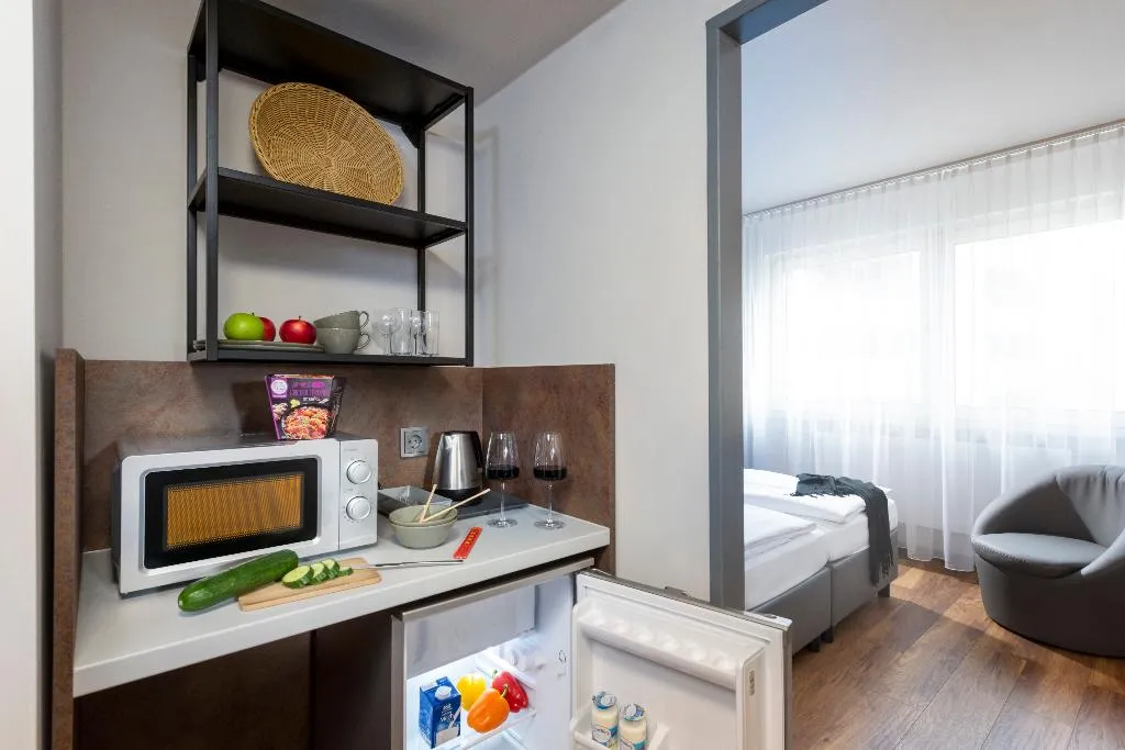 TWIN SUPERIOR WITH VIEWS Room, SORAT Hotel Berlin, Berlin