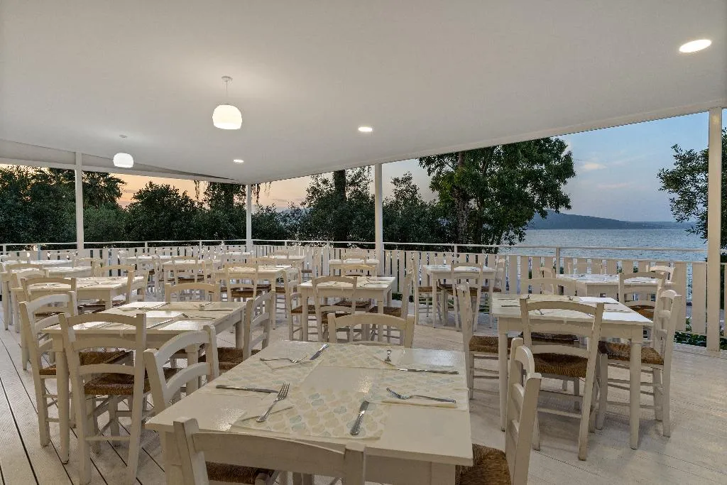 Restaurant, Calamos Beach Family Club Hotel, Athens