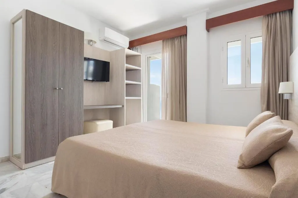Double or Twin SIDE SEA VIEW Room, Hotel Palia La Roca, Costa Del Sol