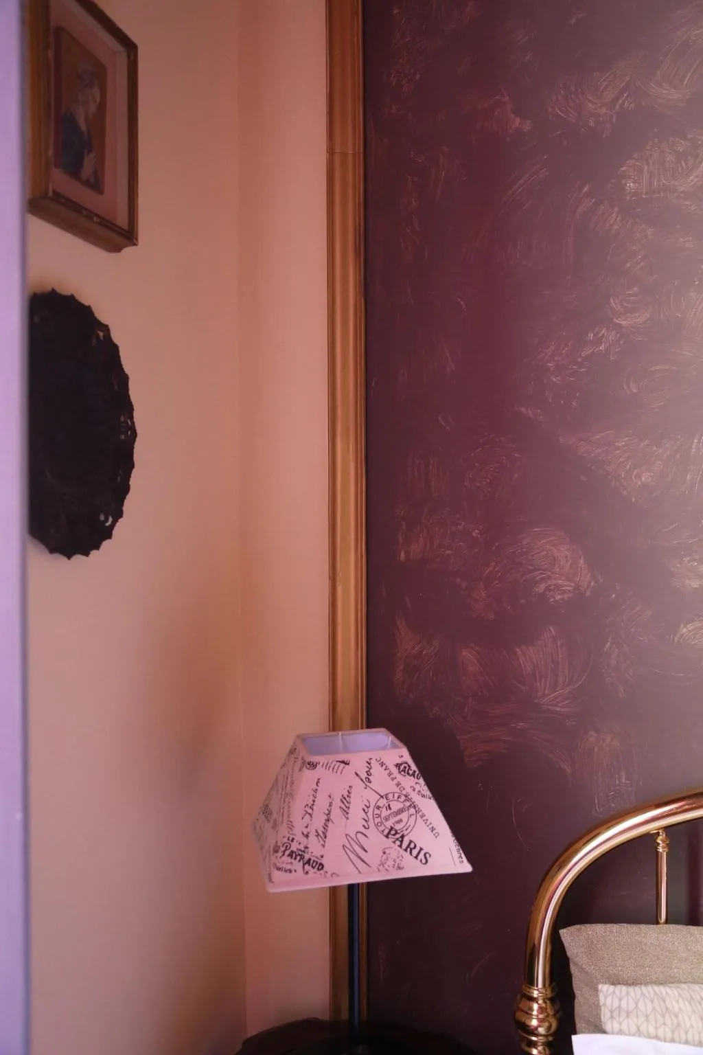 Room, Riverbanks, Florence