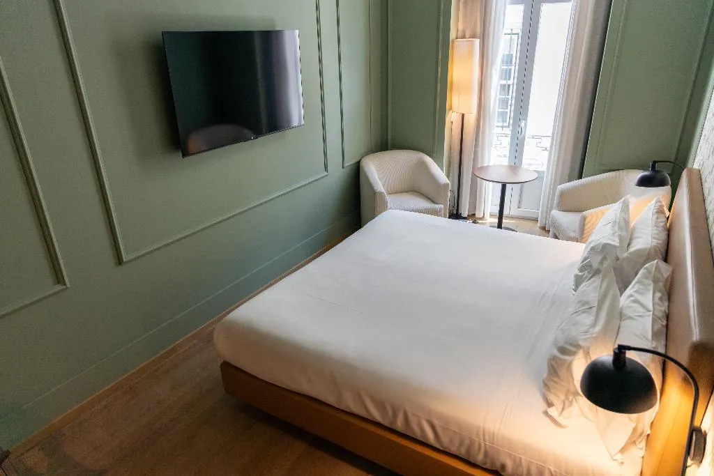 Double or Twin DELUXE Room, Lisboa Carmo Hotel, Lisbon